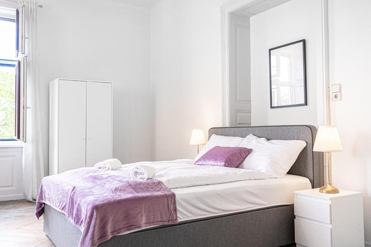 Apartamento Cozy 2br Apt. Near Akh Hospital-ideal For Longstay *