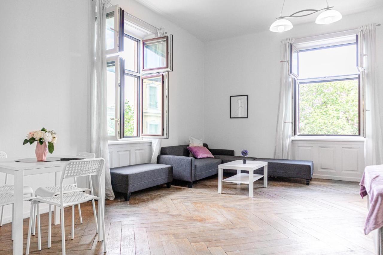 Apartamento Cozy 2br Apt. Near Akh Hospital-ideal For Longstay