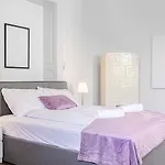 Cozy 2Br Apt. Near Akh Hospital-Ideal For Longstay