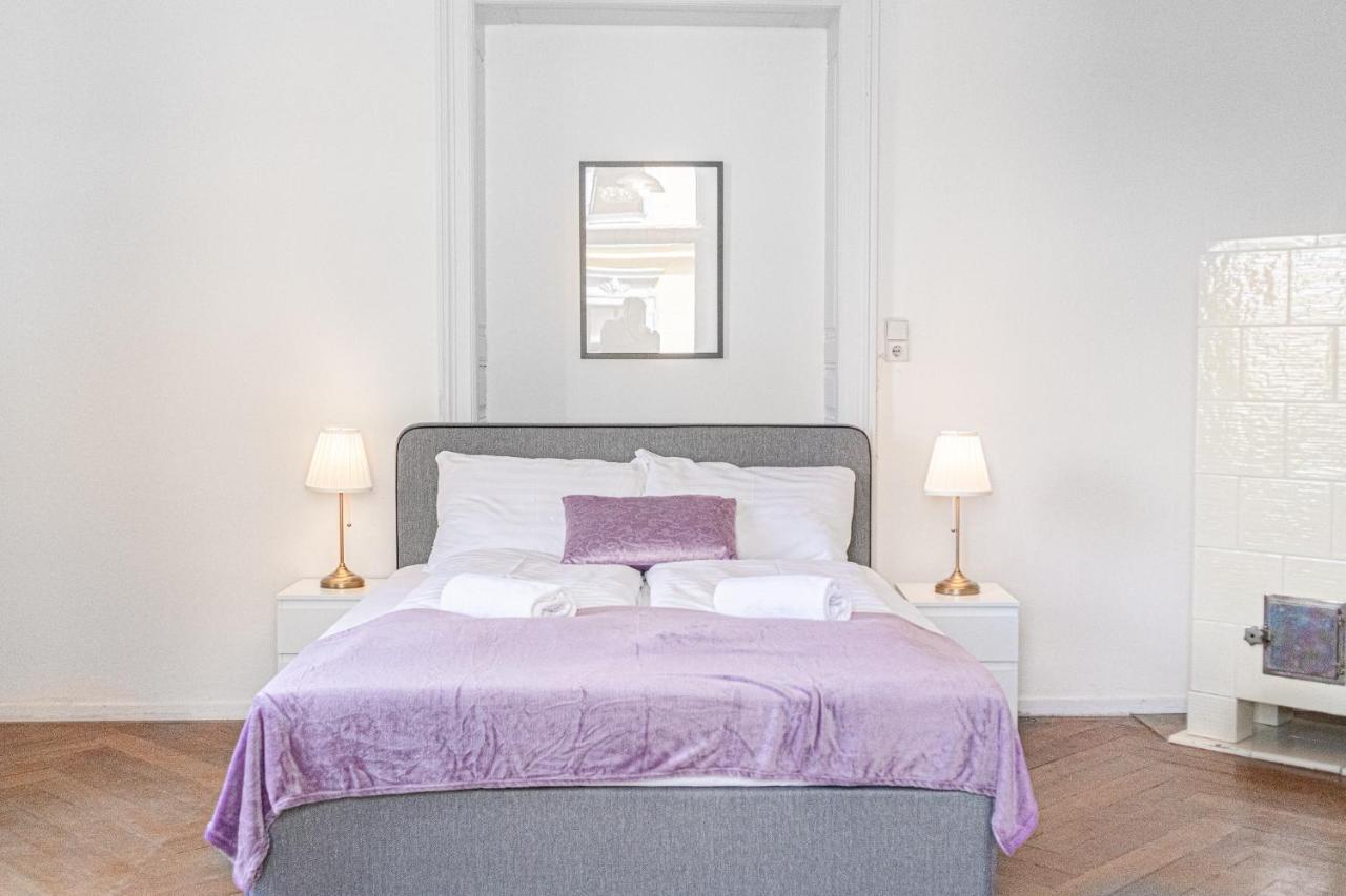 Cozy 2br Apt. Near Akh Hospital-ideal For Longstay Apartment